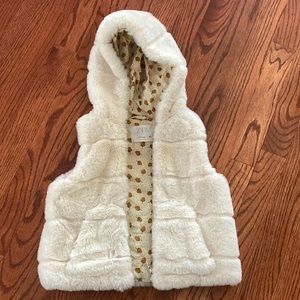 Zara girls vest size 2-3 years